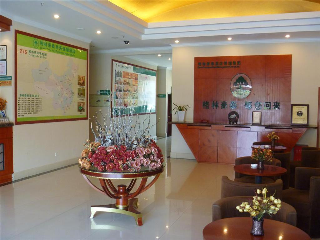 Greentree Inn Jiujiang Railway Station Business Hotel Buitenkant foto