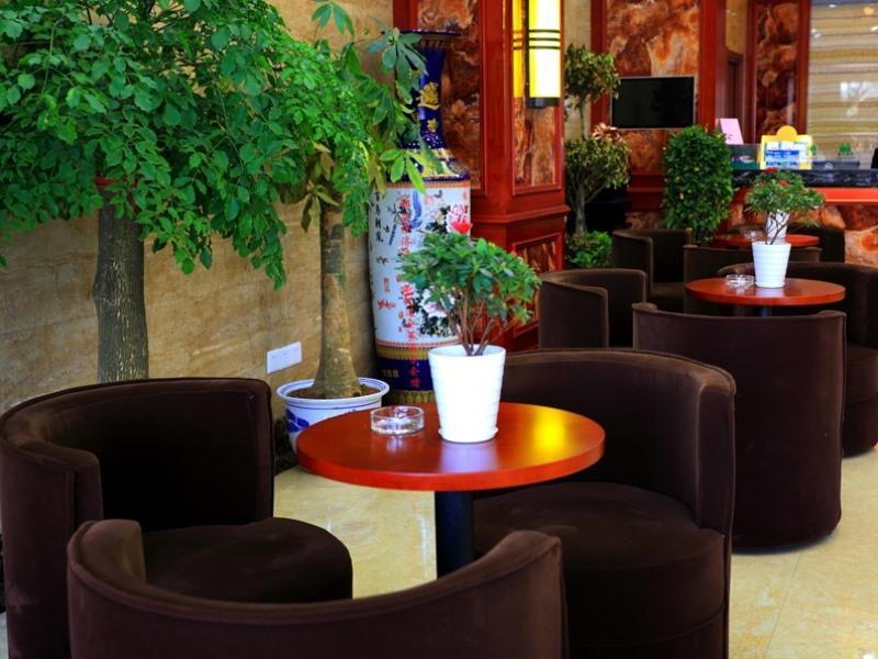 Greentree Inn Jiujiang Railway Station Business Hotel Buitenkant foto