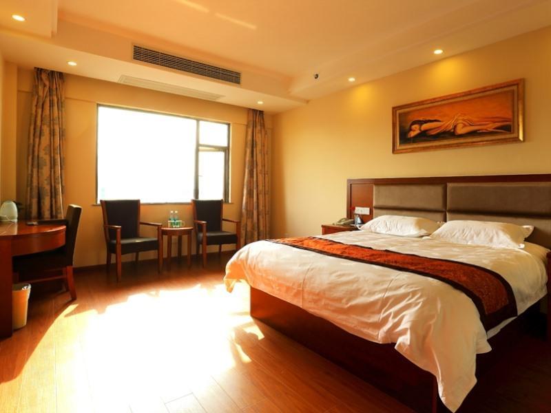 Greentree Inn Jiujiang Railway Station Business Hotel Buitenkant foto