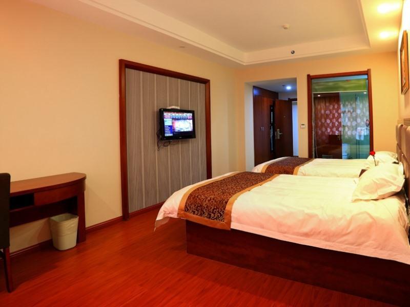 Greentree Inn Jiujiang Railway Station Business Hotel Buitenkant foto
