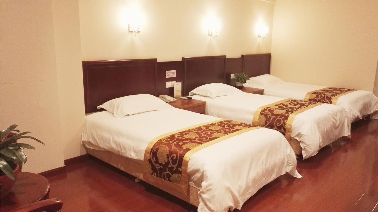Greentree Inn Jiujiang Railway Station Business Hotel Buitenkant foto