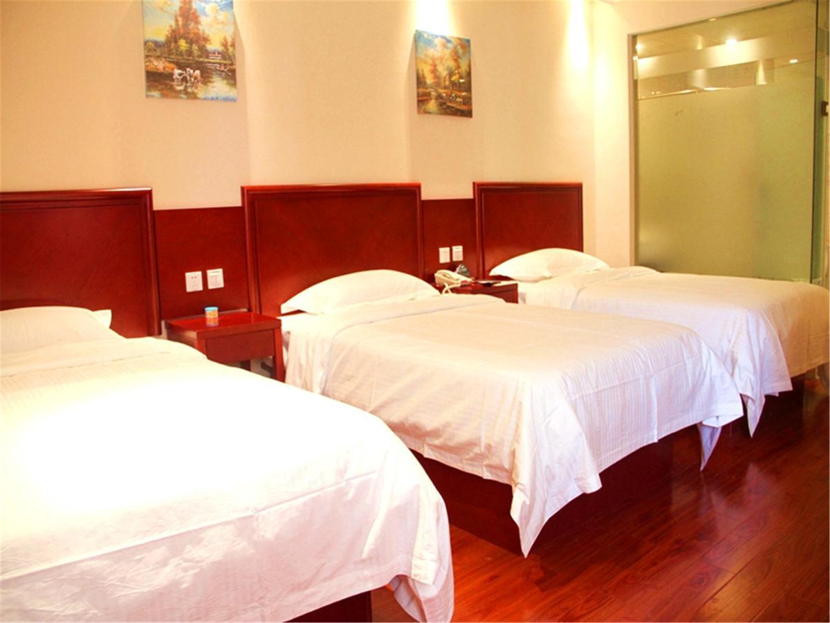 Greentree Inn Jiujiang Railway Station Business Hotel Buitenkant foto