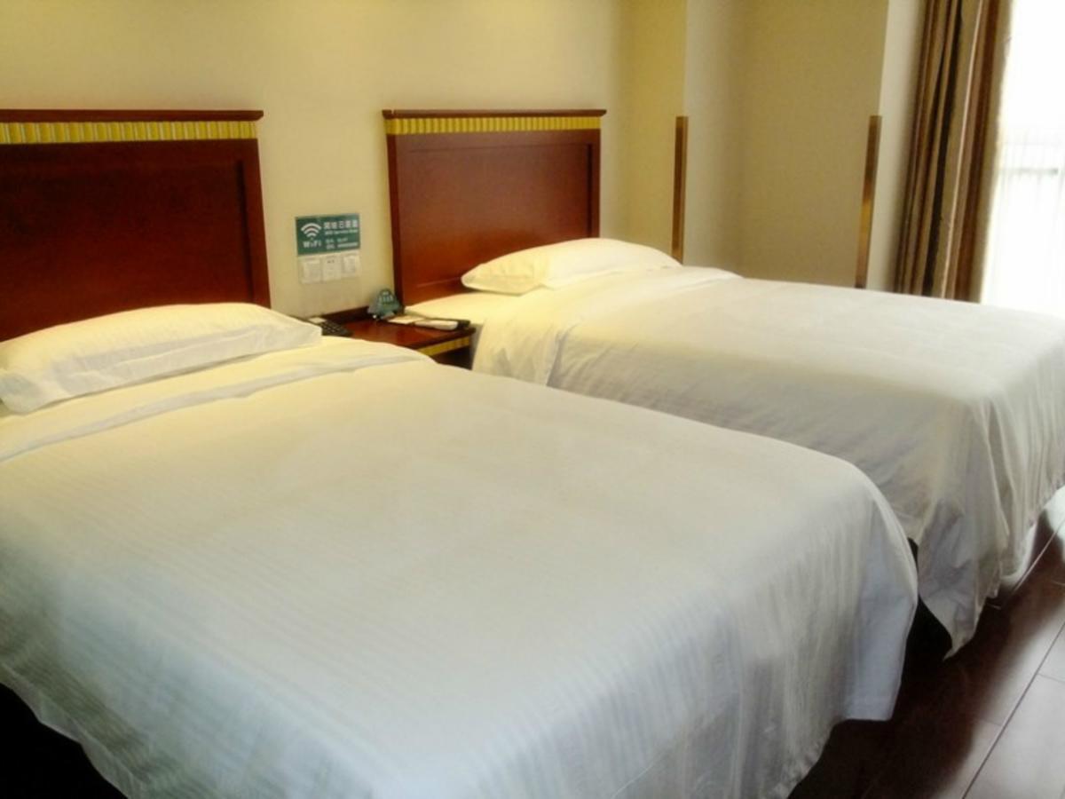Greentree Inn Jiujiang Railway Station Business Hotel Buitenkant foto