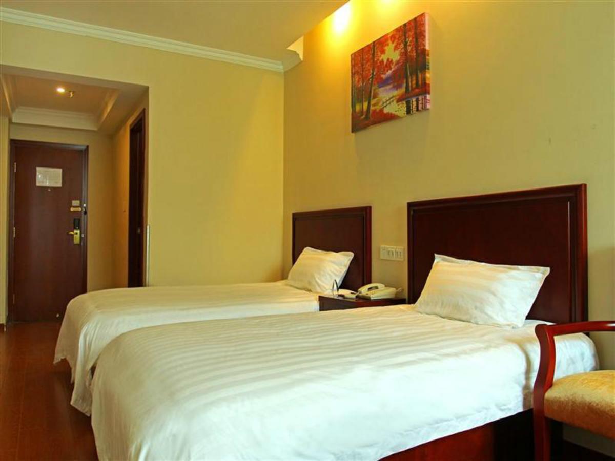 Greentree Inn Jiujiang Railway Station Business Hotel Buitenkant foto